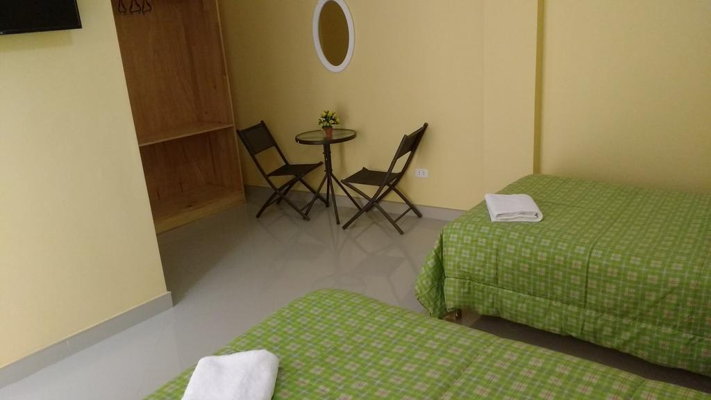 Hostal Los Balcones Nazca Bagian luar foto